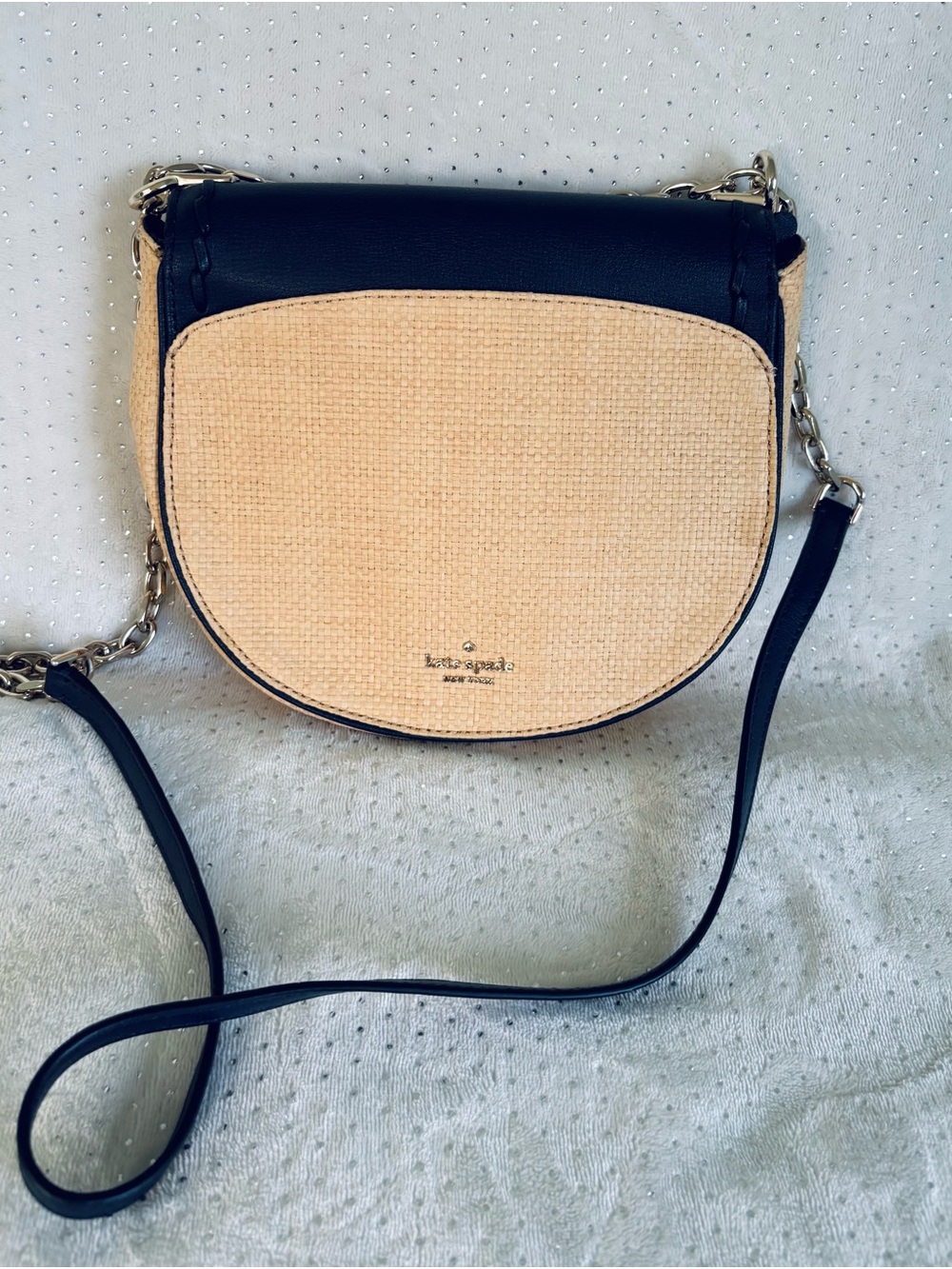 Kate Spade ‘Robyn’ Medium Chain Crossbody Bag Navy Leather and Woven Straw - Picture 4 of 9